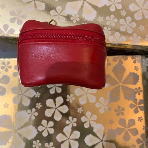 Gucci Red Leather Cosmetic Case - Picture 12 of 15